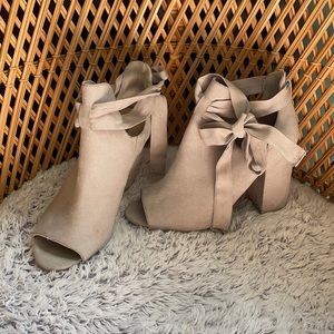 Grey bowa tie back open toe bootie